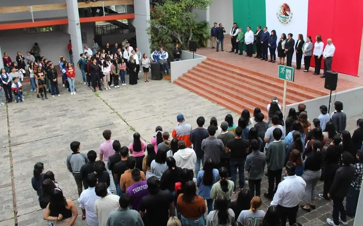 Regresan a la UAT 40 mil estudiantes  